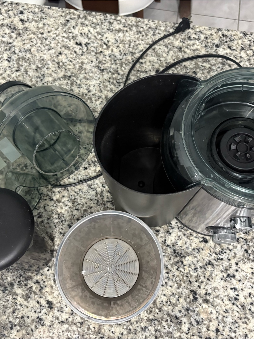 Juice extractor machine - Picture 6 of 6